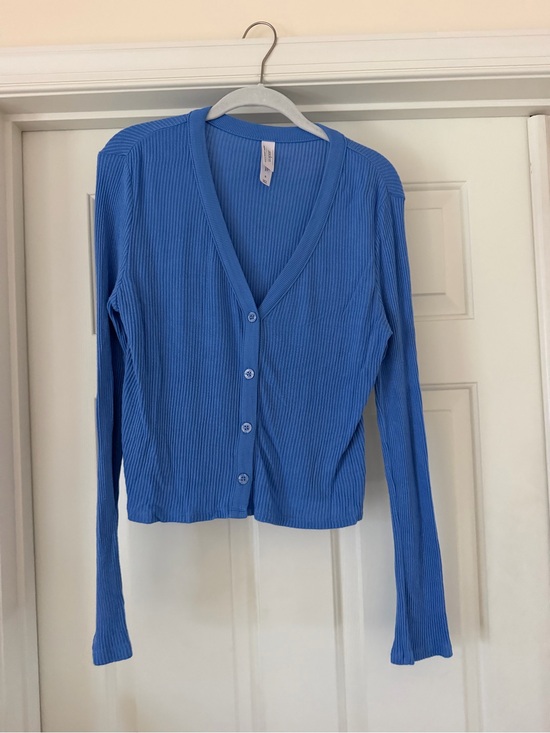 Auden Other - Auden Light Blue Ribbed Knit Top